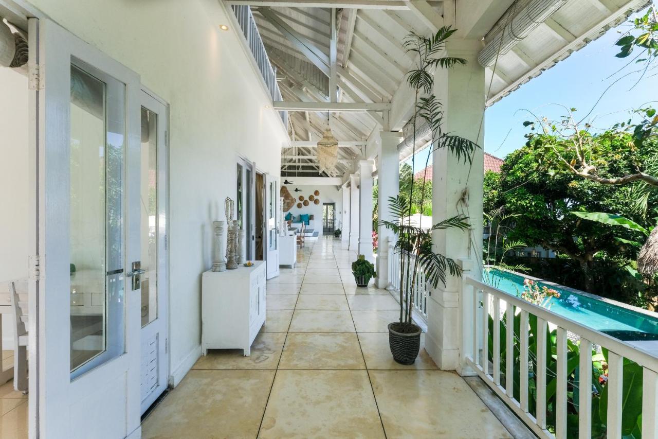 Villa Hally Bali Ungasan Exterior foto